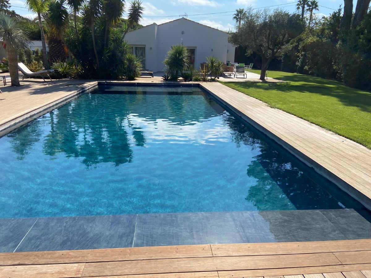 Le Mas de la Dame Saint-Tropez Exterior foto